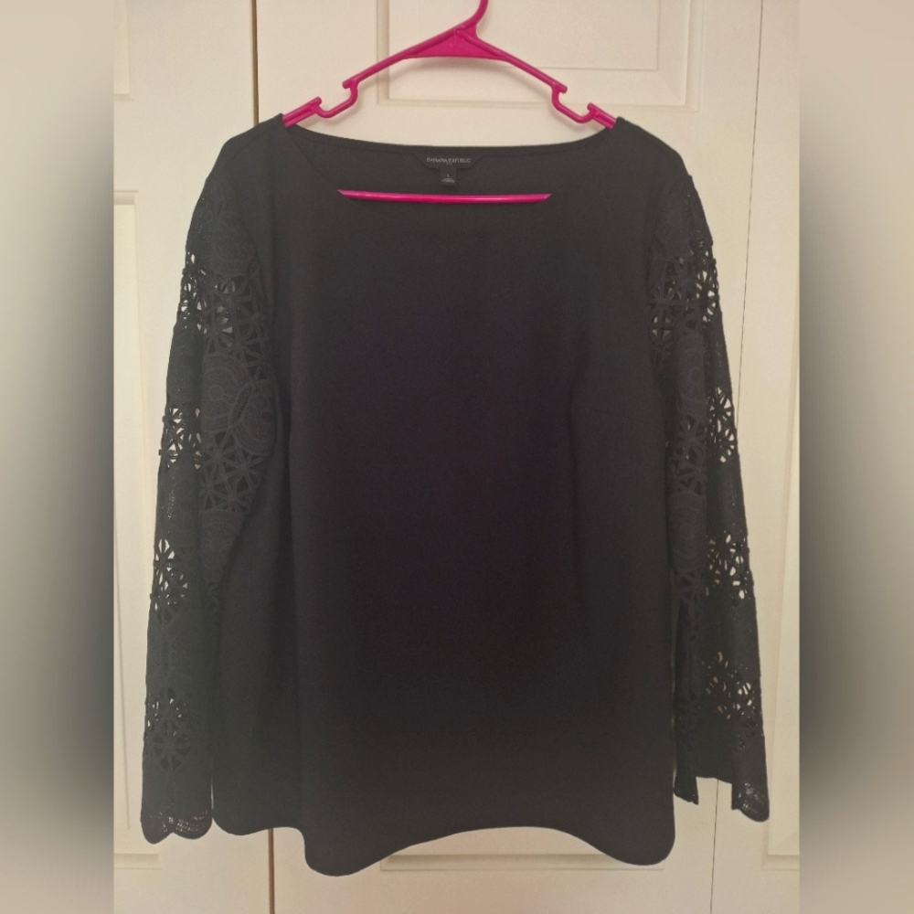 Banana Republic Factory, Black Lace Sleeve Top, Sz L